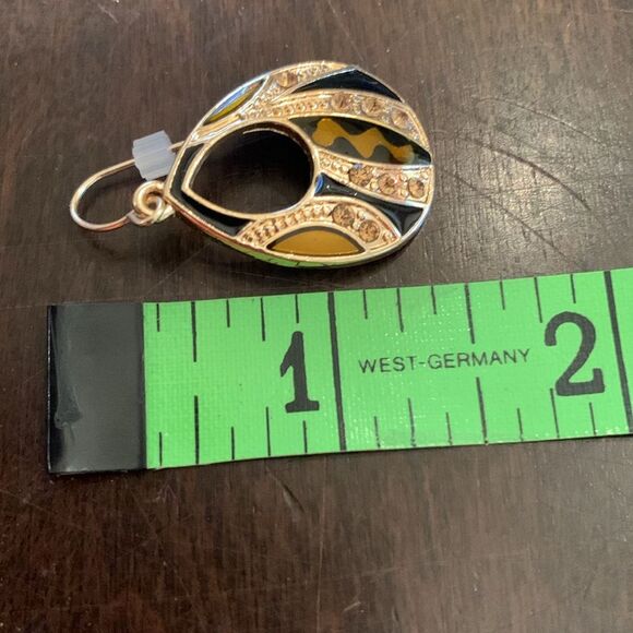 Black and gold teardrop earrings - Picture 4 of 4